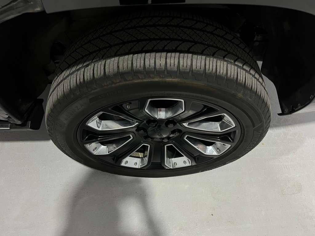 GMC Yukon Denali 4WD 2019