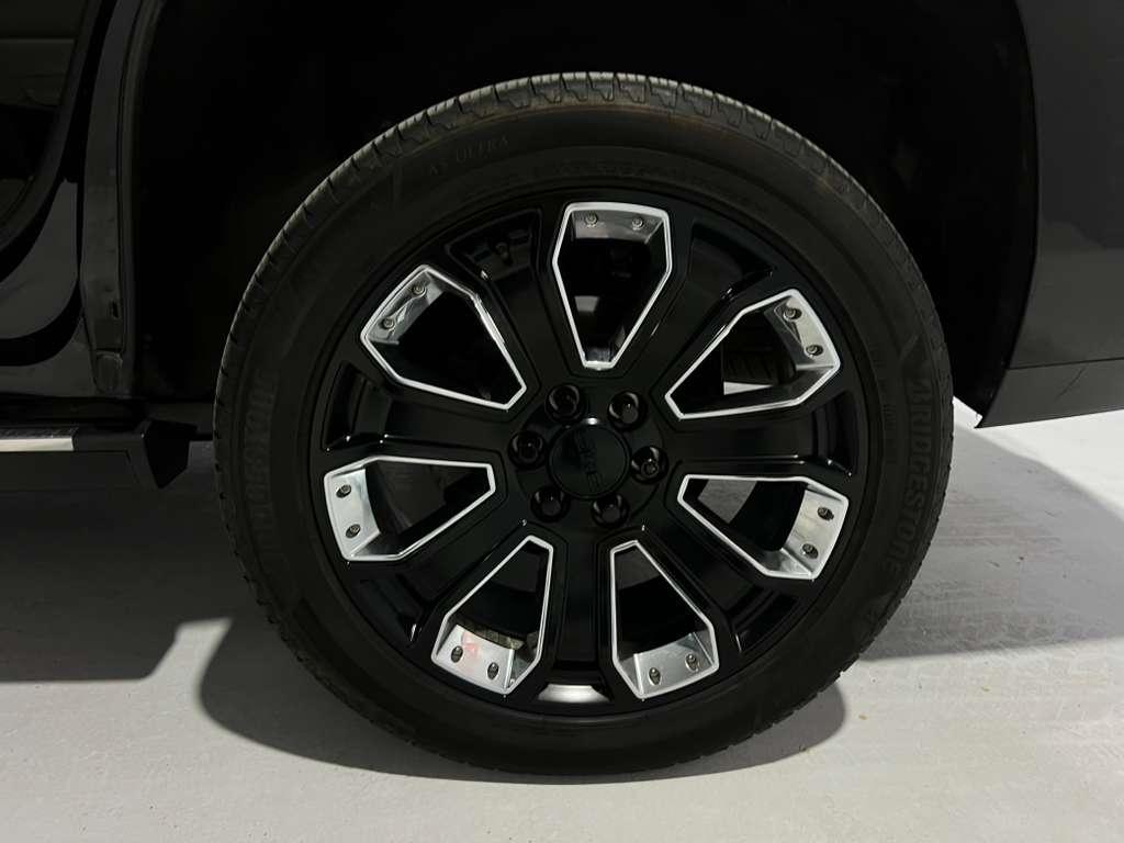 GMC Yukon Denali 4WD 2019