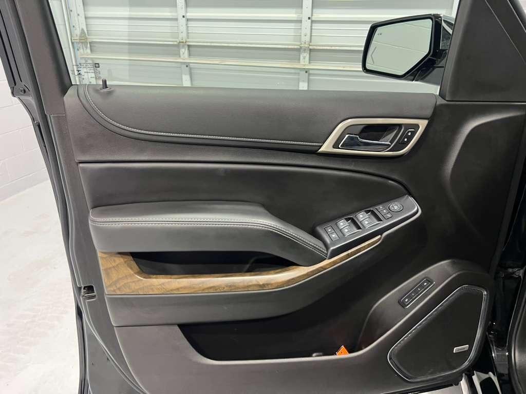 GMC Yukon Denali 4WD 2019