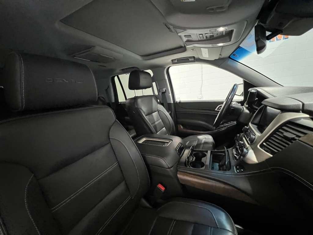 GMC Yukon Denali 4WD 2019