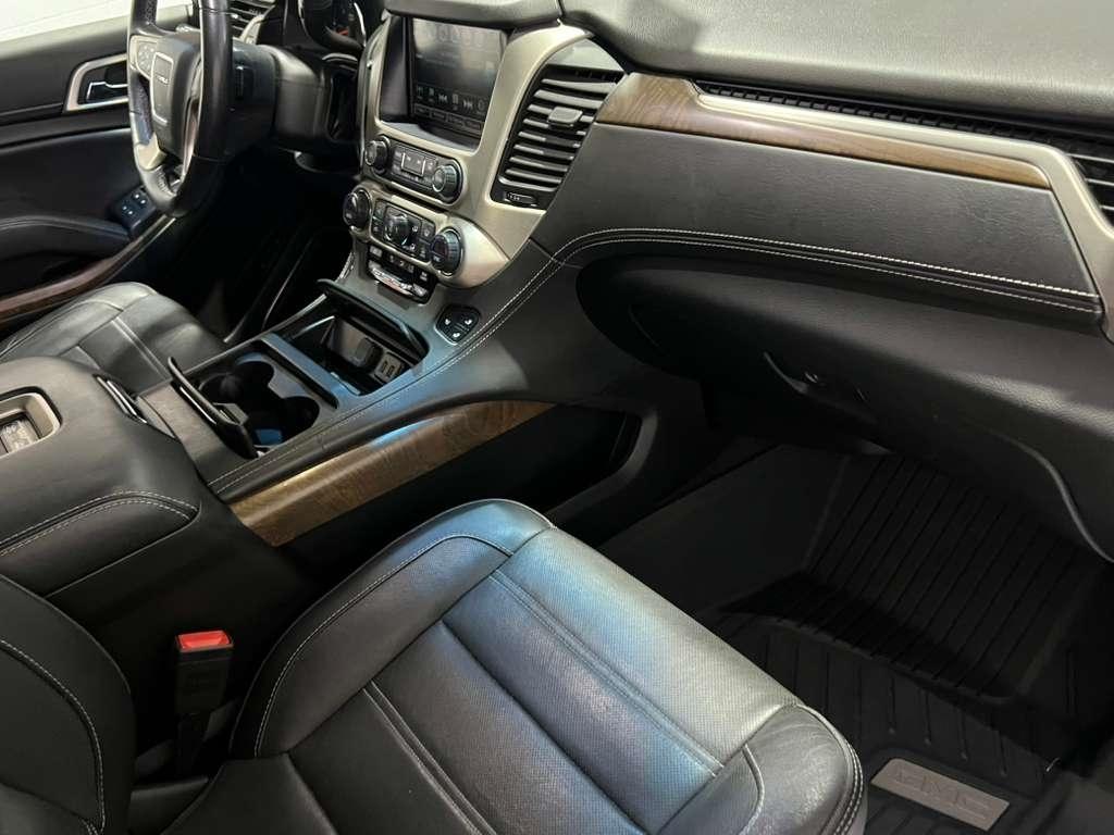 GMC Yukon Denali 4WD 2019