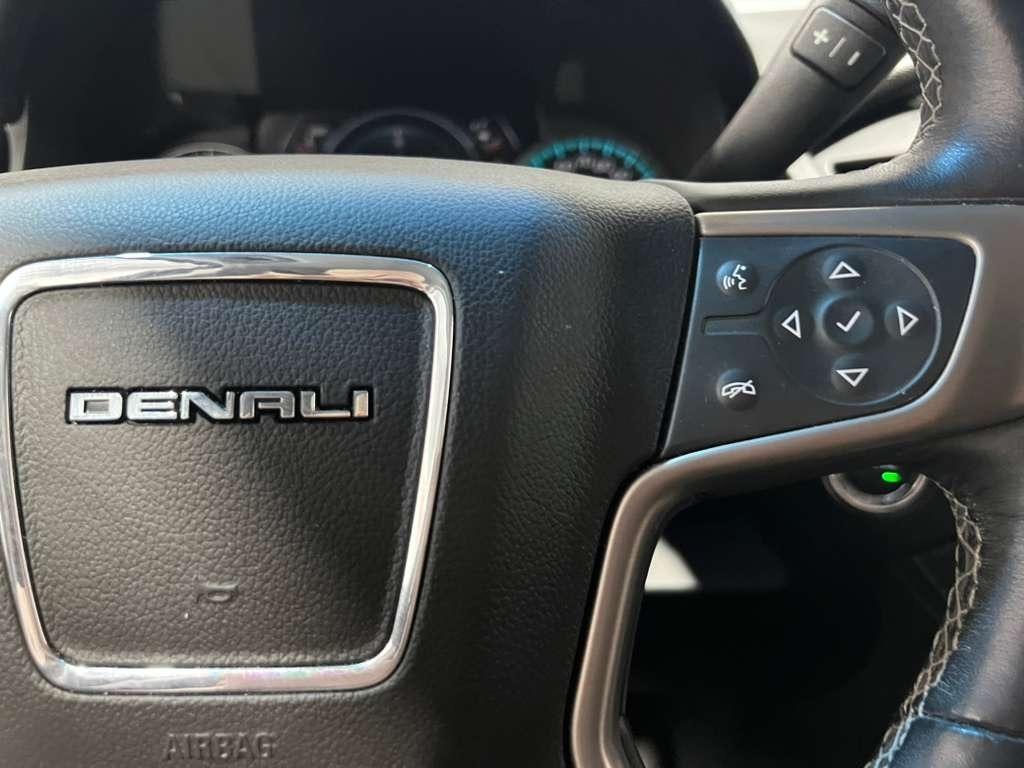 GMC Yukon Denali 4WD 2019