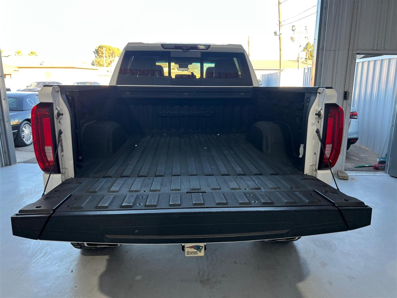 GMC Sierra 1500 Denali Crew Cab Short Box 4WD 2022