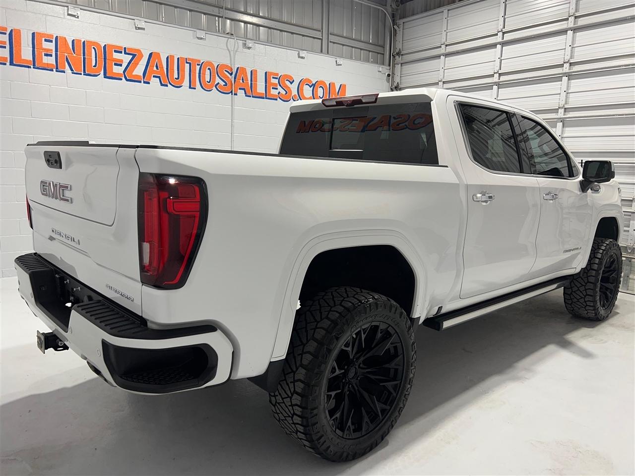 GMC Sierra 1500 Denali Crew Cab Short Box 4WD 2022