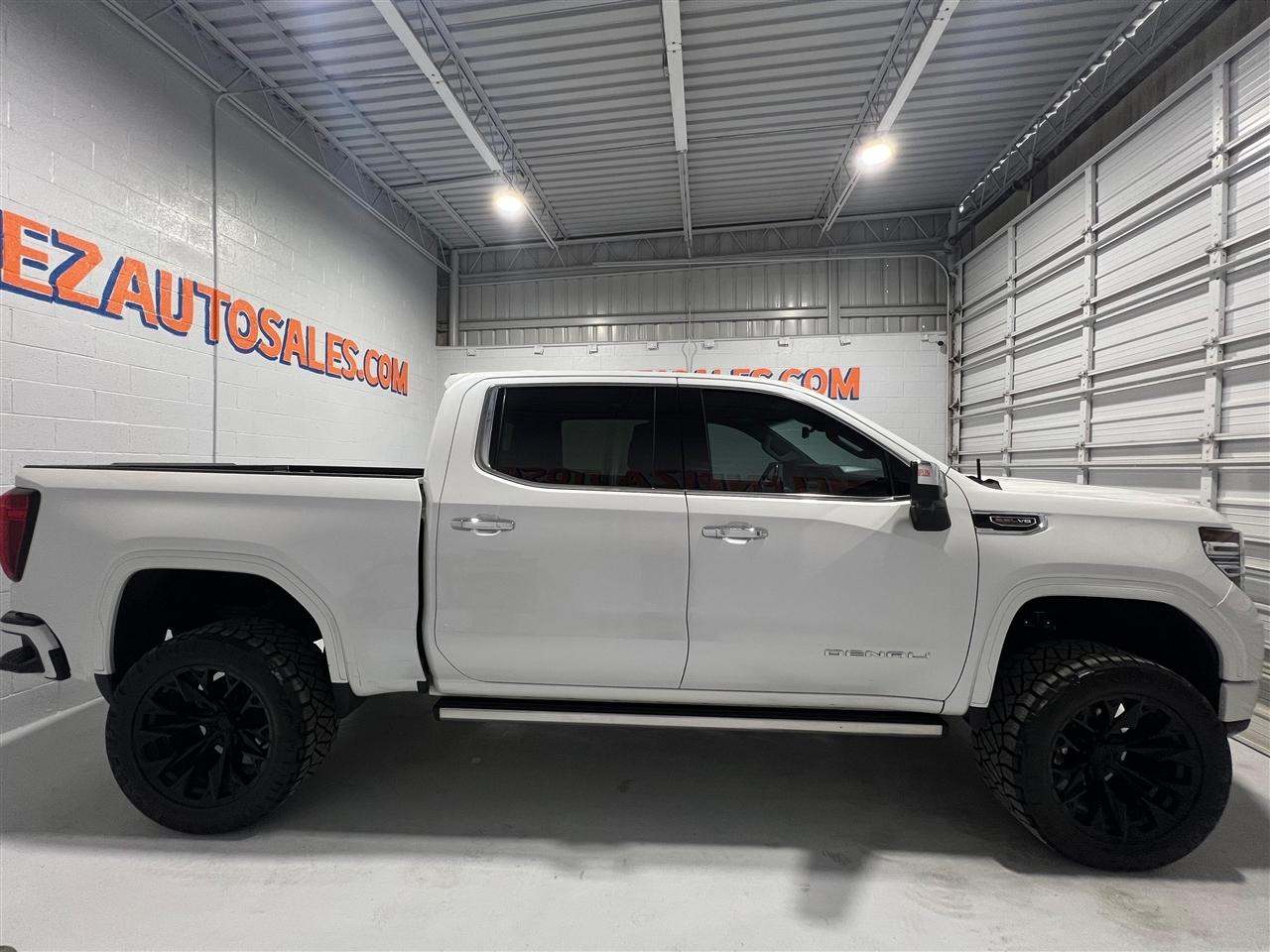 GMC Sierra 1500 Denali Crew Cab Short Box 4WD 2022