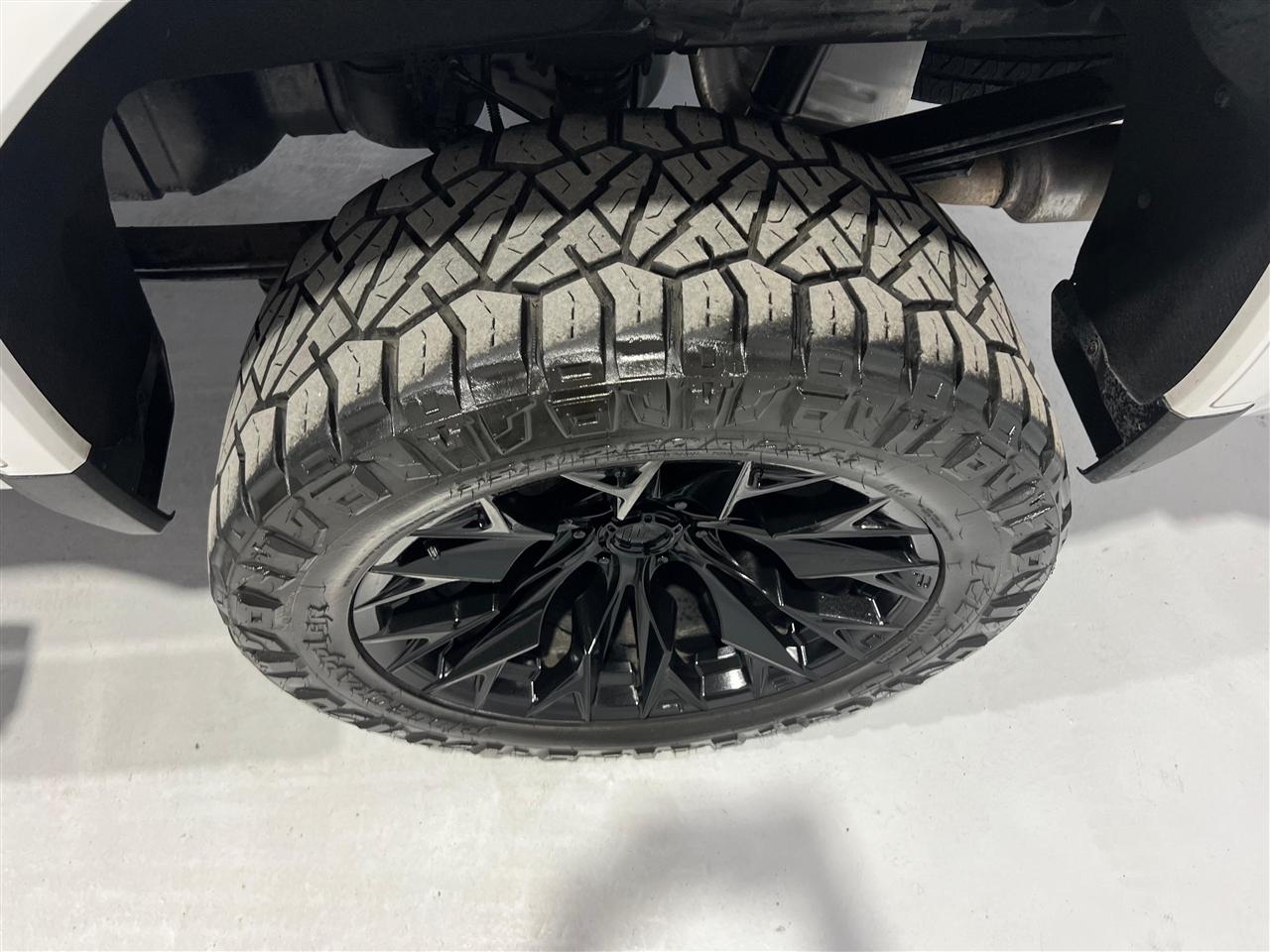 GMC Sierra 1500 Denali Crew Cab Short Box 4WD 2022