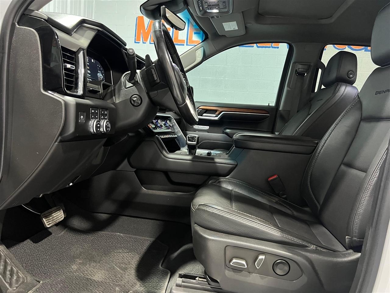 GMC Sierra 1500 Denali Crew Cab Short Box 4WD 2022