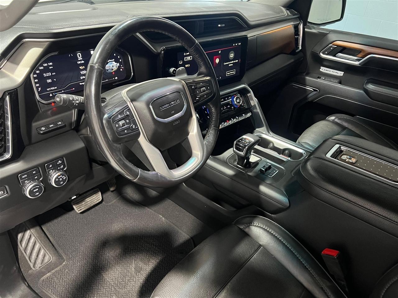 GMC Sierra 1500 Denali Crew Cab Short Box 4WD 2022