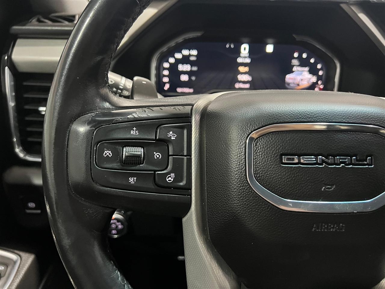 GMC Sierra 1500 Denali Crew Cab Short Box 4WD 2022