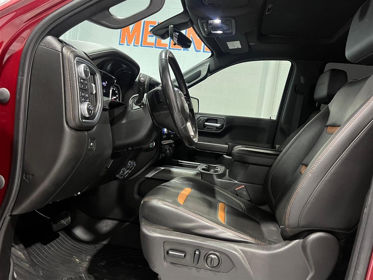 GMC Sierra 1500 AT4 Crew Cab Long Box 4WD 2020