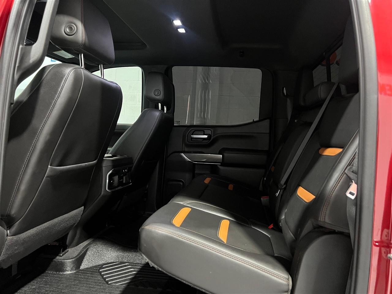 GMC Sierra 1500 AT4 Crew Cab Long Box 4WD 2020