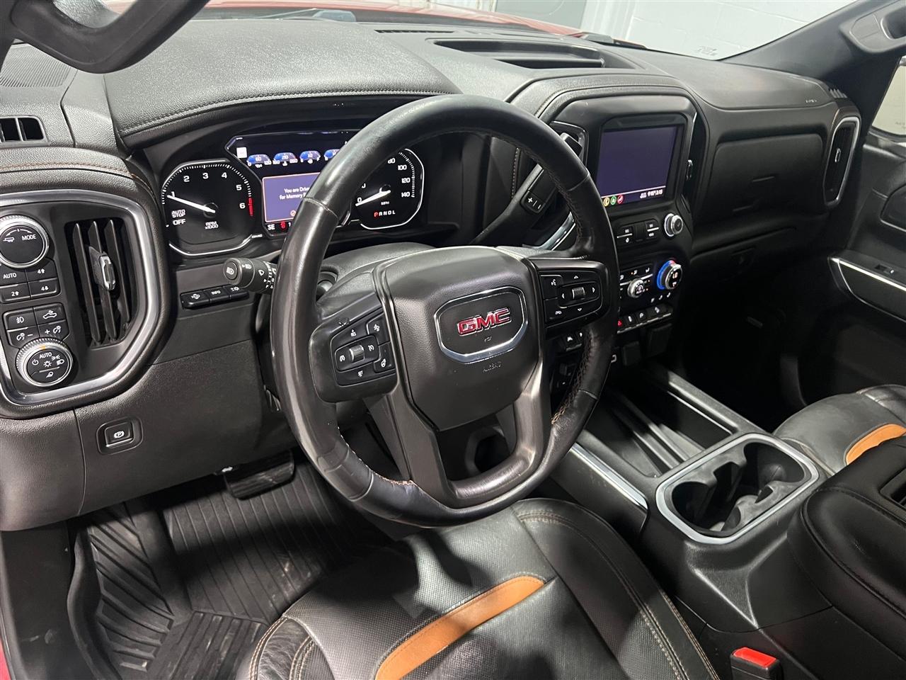 GMC Sierra 1500 AT4 Crew Cab Long Box 4WD 2020