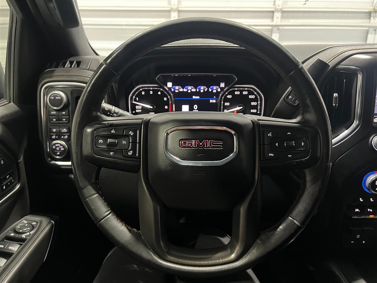 GMC Sierra 1500 AT4 Crew Cab Long Box 4WD 2020