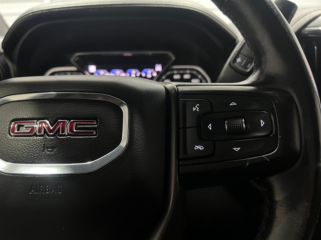 GMC Sierra 1500 AT4 Crew Cab Long Box 4WD 2020