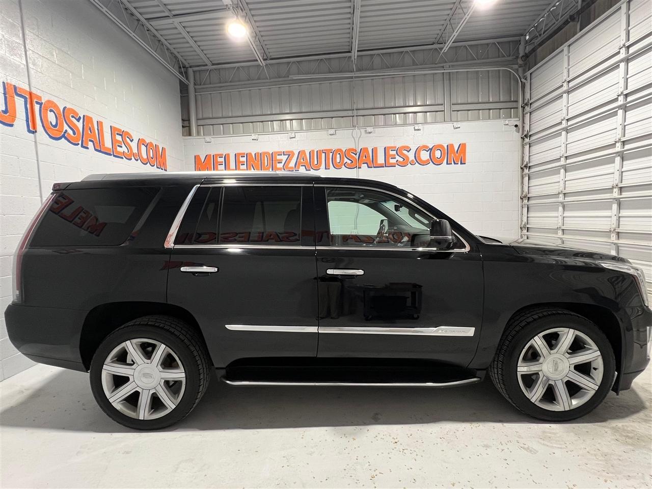 Cadillac Escalade Luxury 4WD 2018