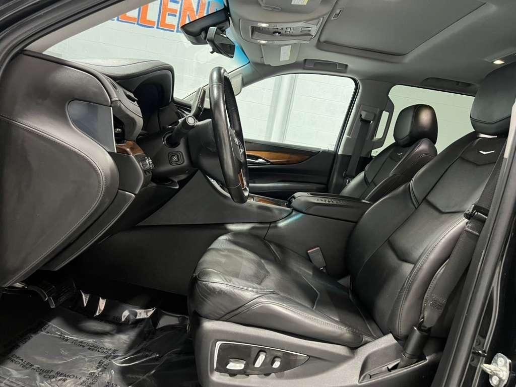 Cadillac Escalade Luxury 4WD 2018