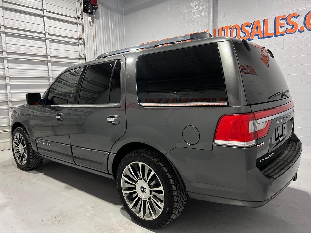 Lincoln Navigator 2WD 2015