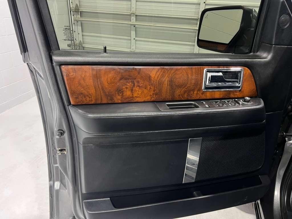 Lincoln Navigator 2WD 2015