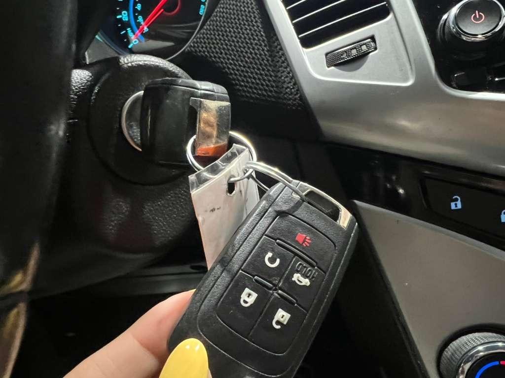 Chevrolet Cruze 1LT Auto 2013