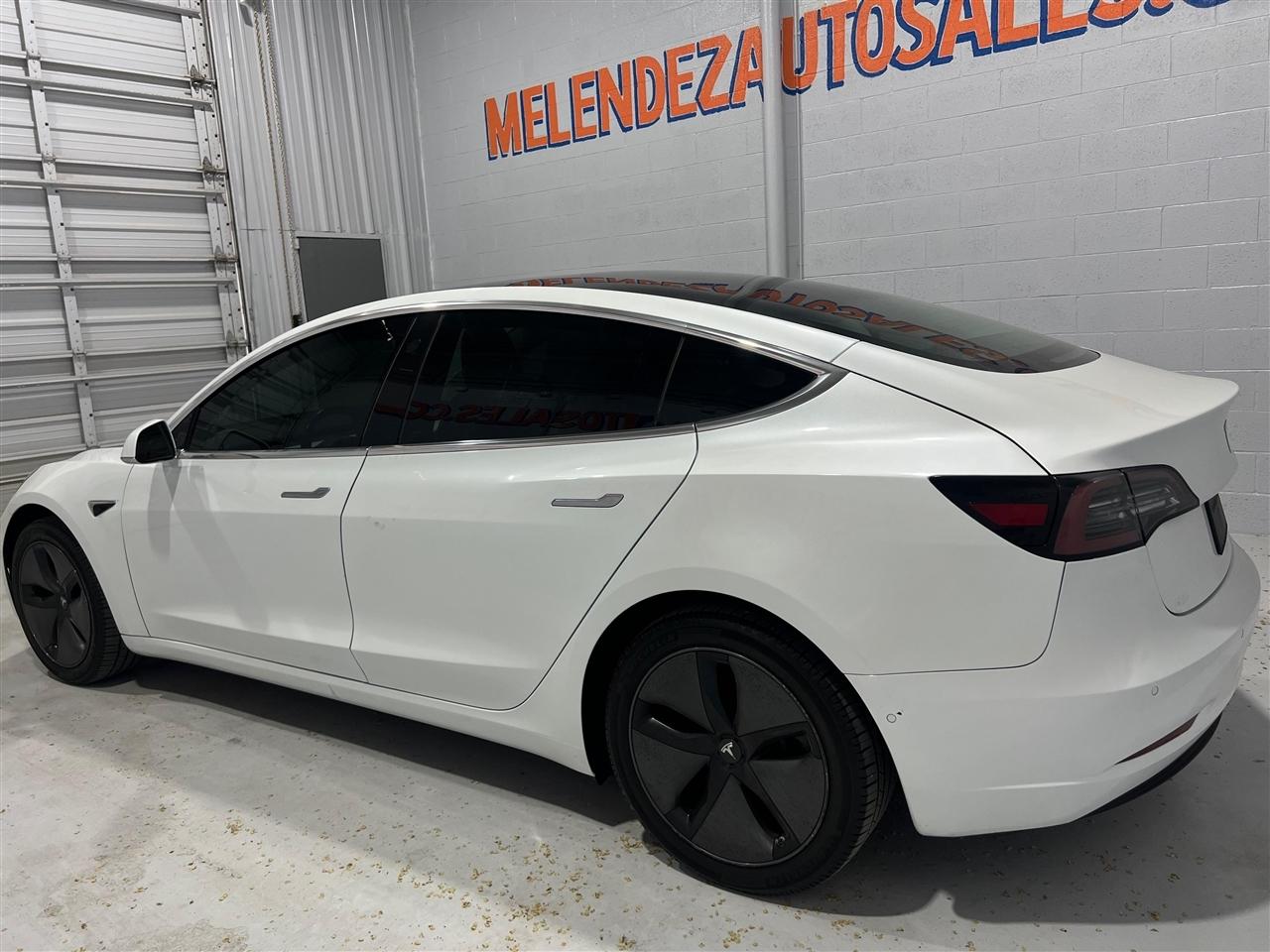 Tesla Model 3 Mid Range 2019