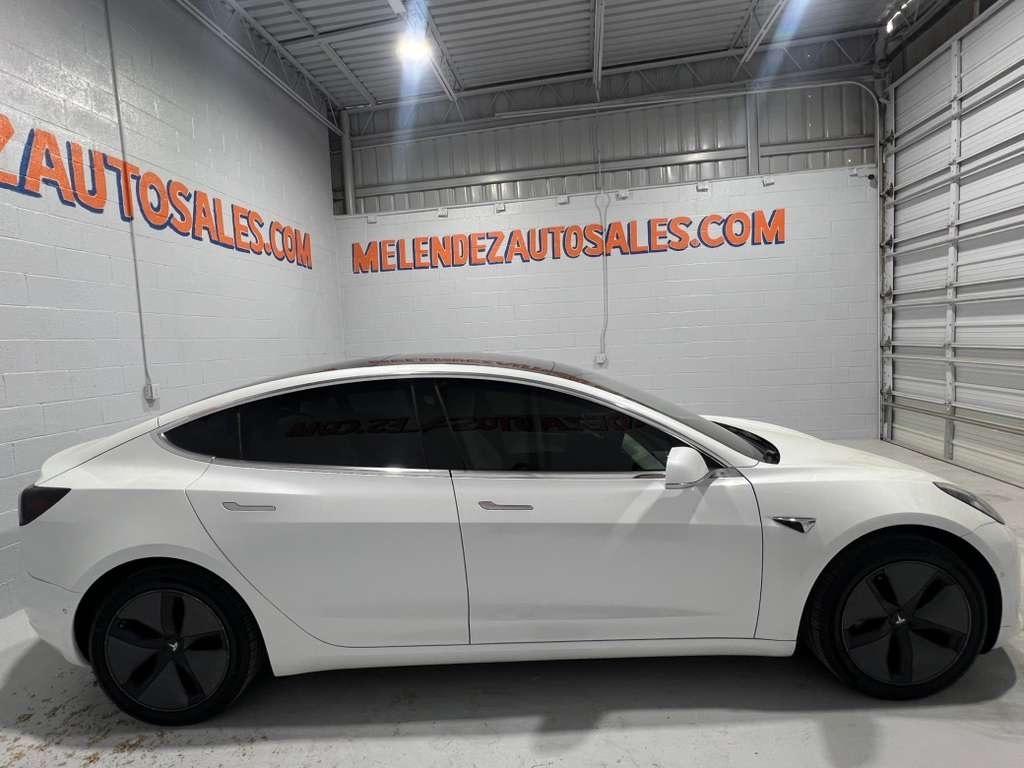 Tesla Model 3 Mid Range 2019