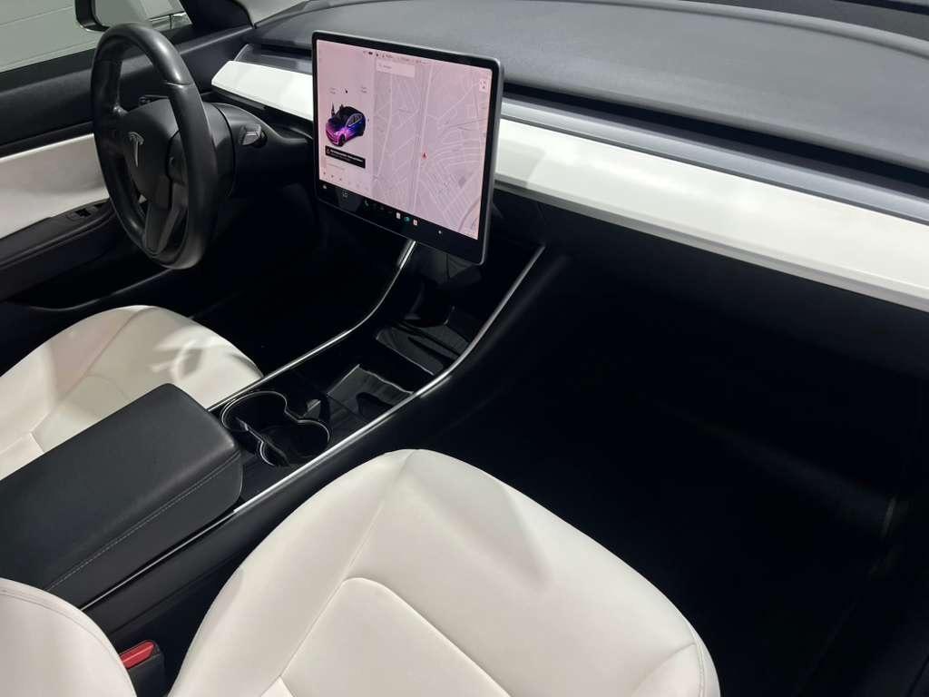 Tesla Model 3 Mid Range 2019