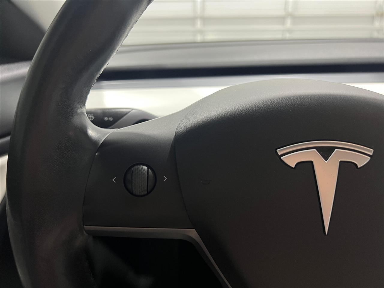 Tesla Model 3 Mid Range 2019