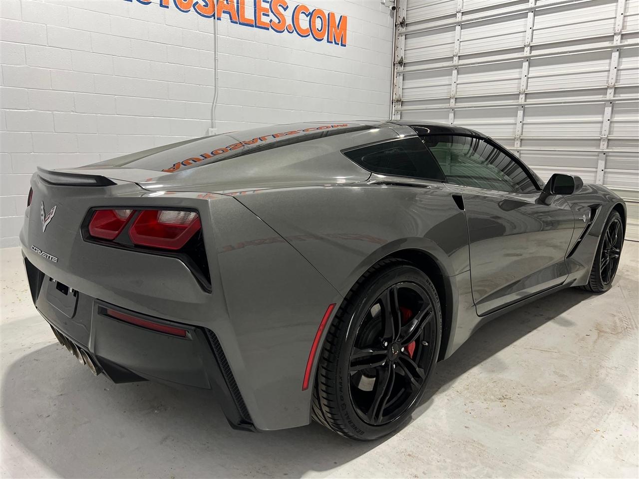 Chevrolet Corvette 2LT Coupe Automatic 2016