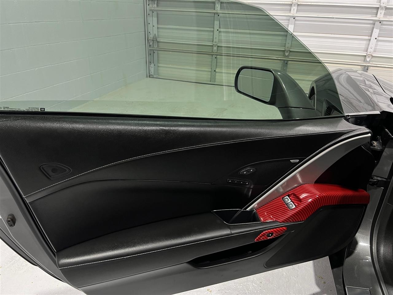 Chevrolet Corvette 2LT Coupe Automatic 2016