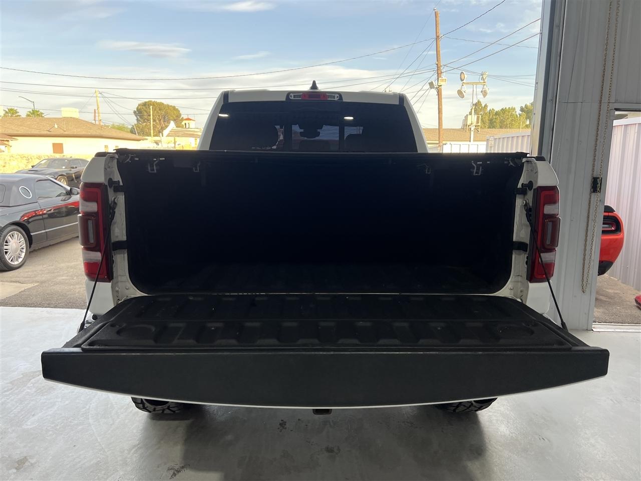 RAM 1500 Big Horn Crew Cab SWB 4WD 2019