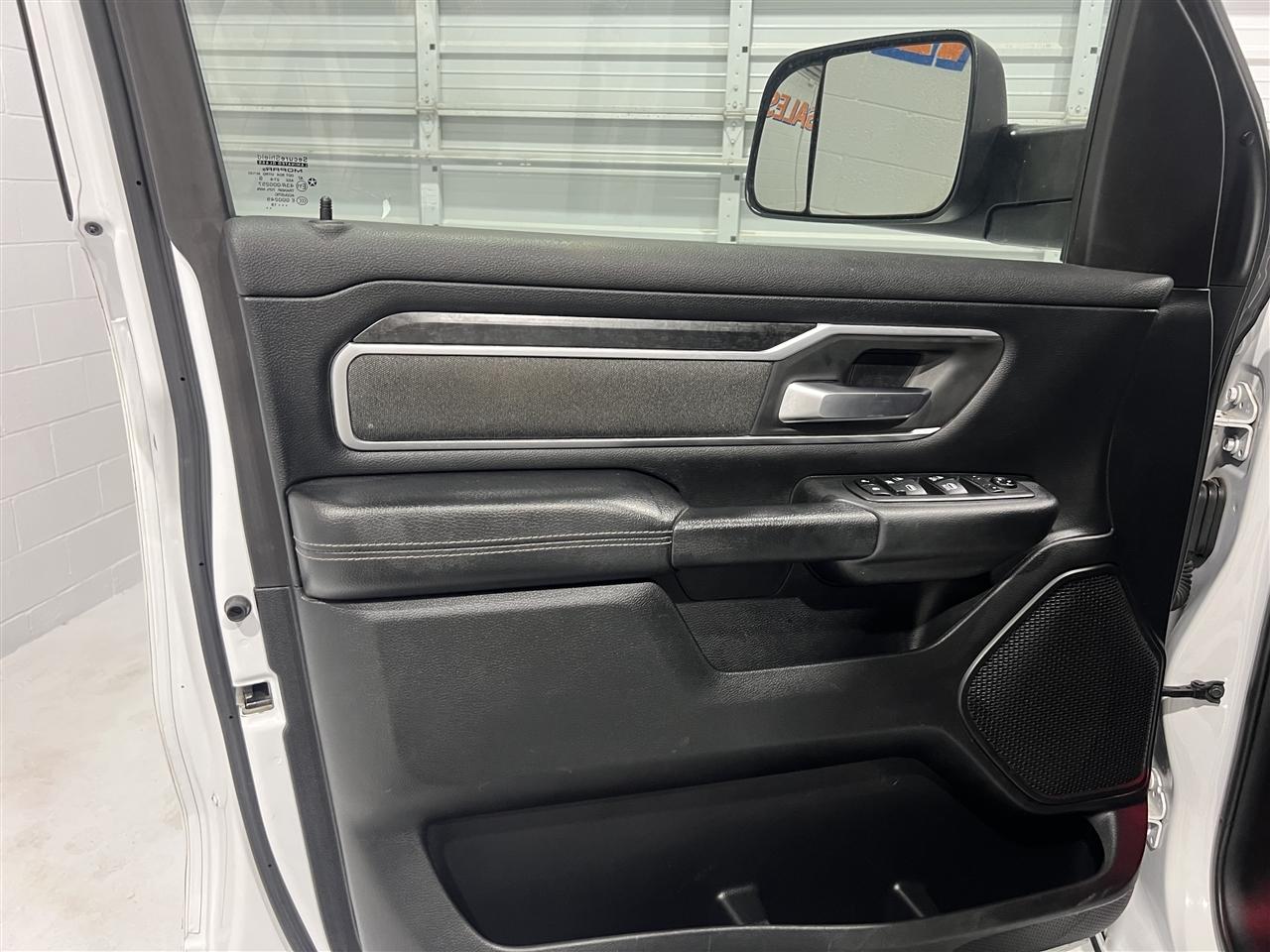 RAM 1500 Big Horn Crew Cab SWB 4WD 2019