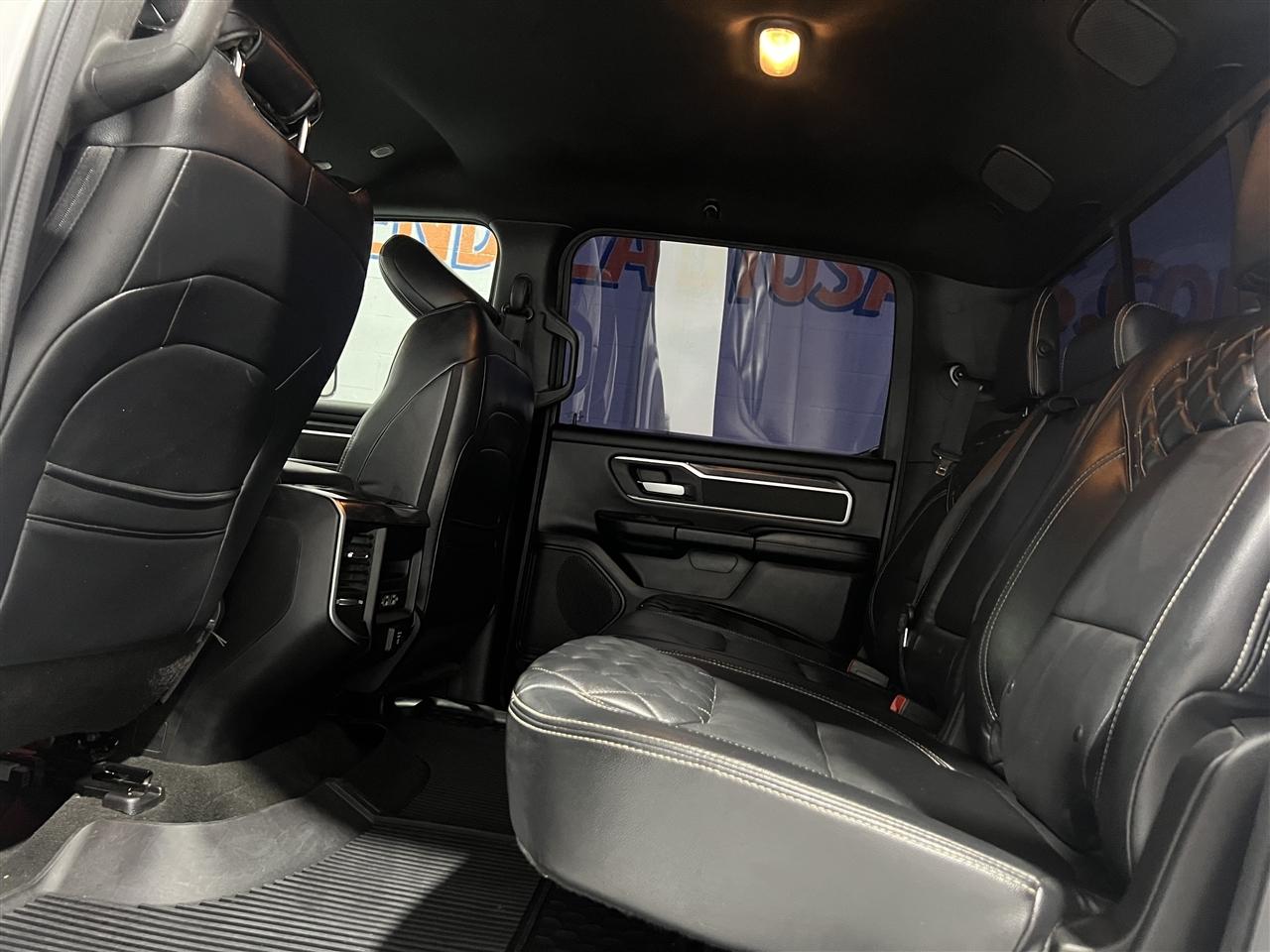 RAM 1500 Big Horn Crew Cab SWB 4WD 2019