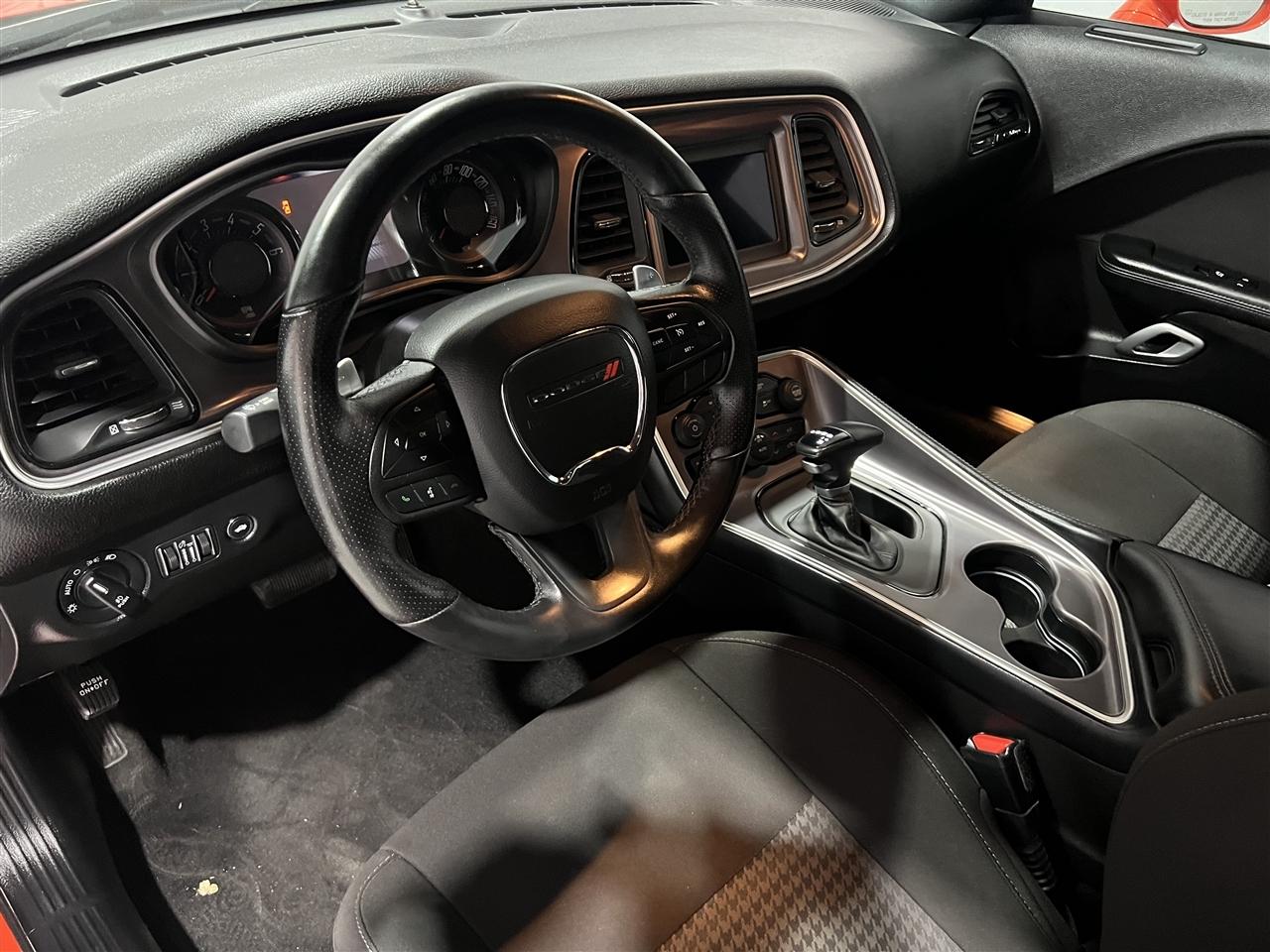 Dodge Challenger GT 2021