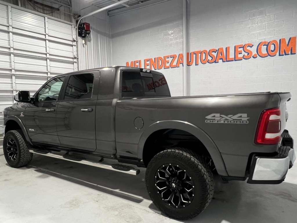 RAM 2500 Laramie Mega Cab 4WD 2020