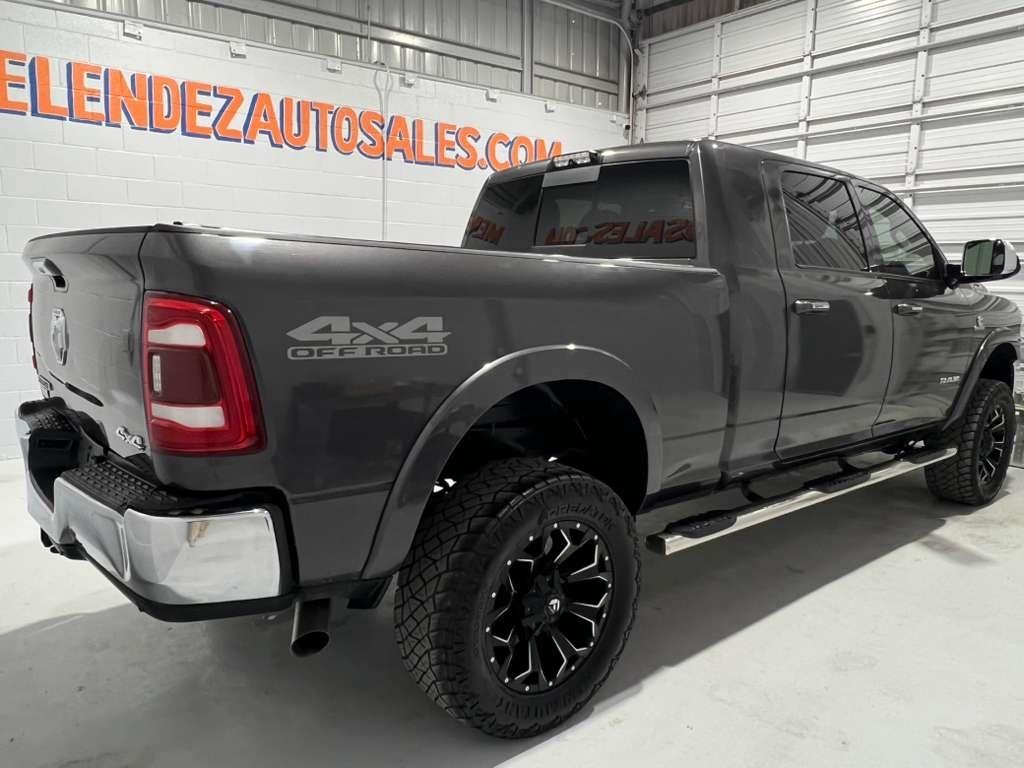 RAM 2500 Laramie Mega Cab 4WD 2020