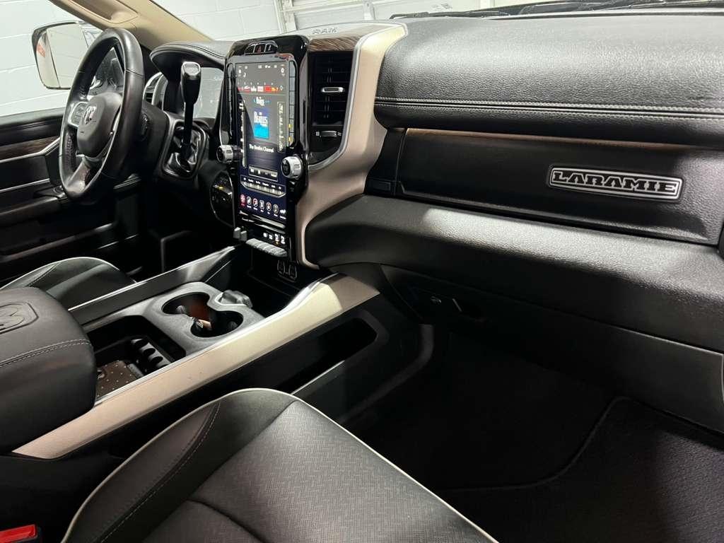 RAM 2500 Laramie Mega Cab 4WD 2020