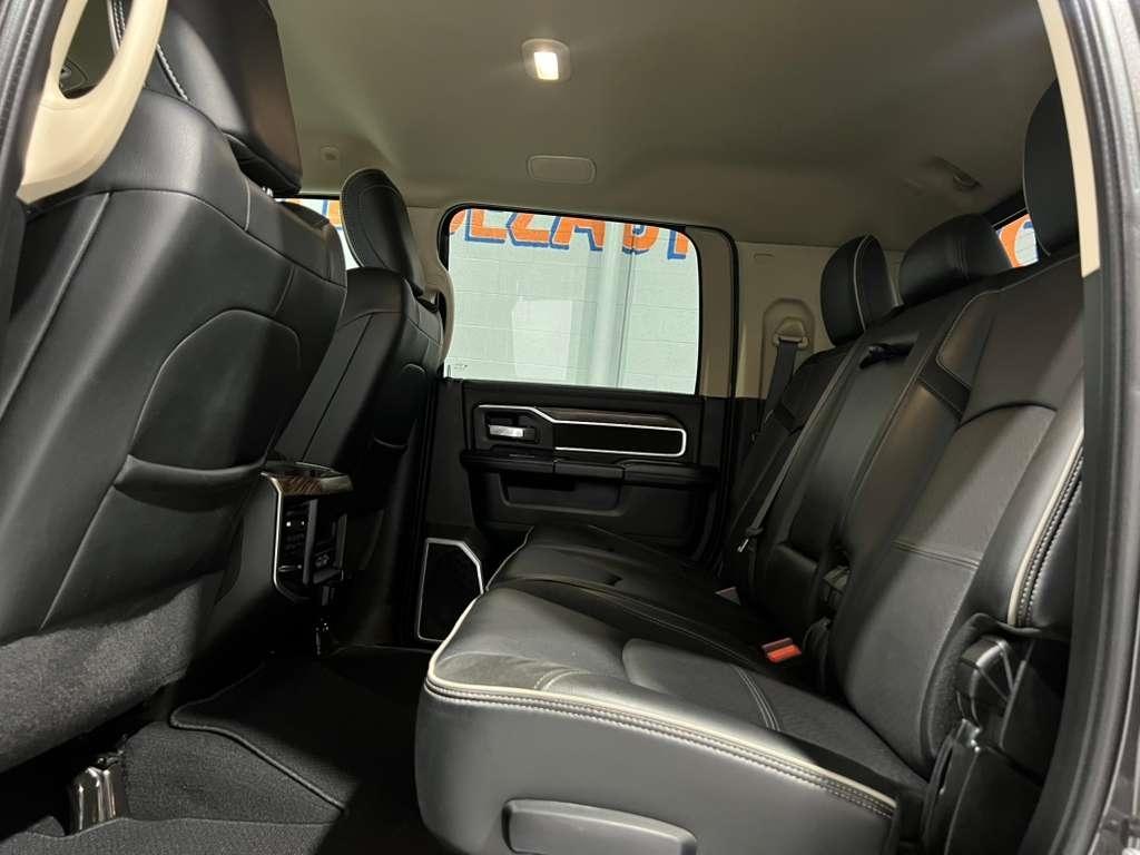 RAM 2500 Laramie Mega Cab 4WD 2020