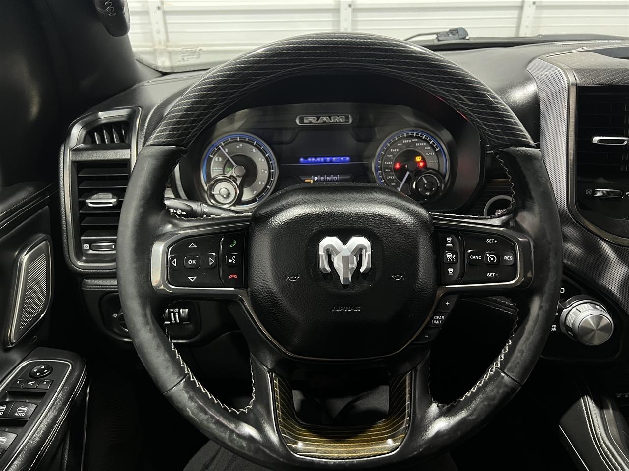 RAM 1500 Limited Crew Cab SWB 4WD 2019