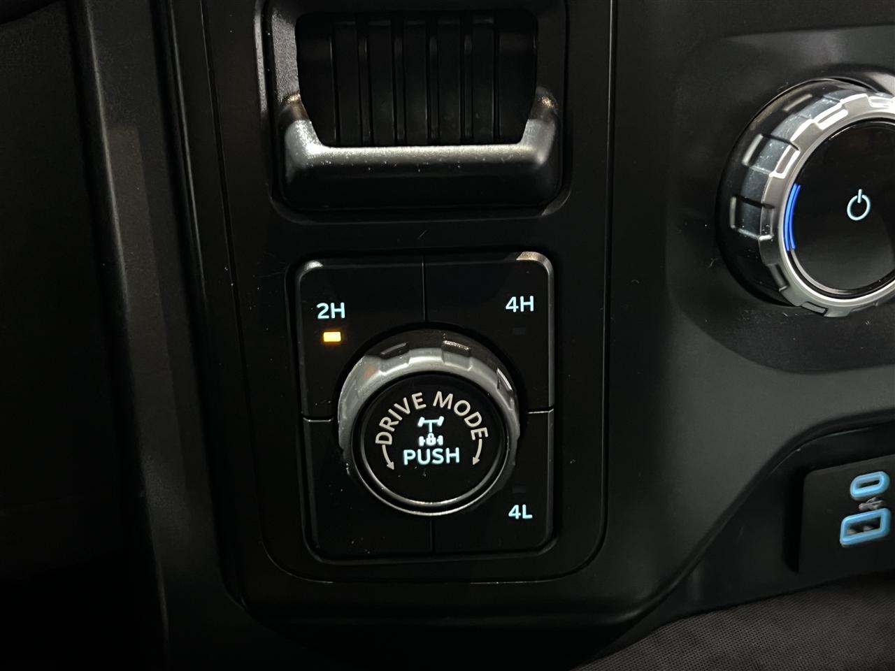 Ford F-150 XLT SuperCrew 5.5-ft. Bed 4WD 2022