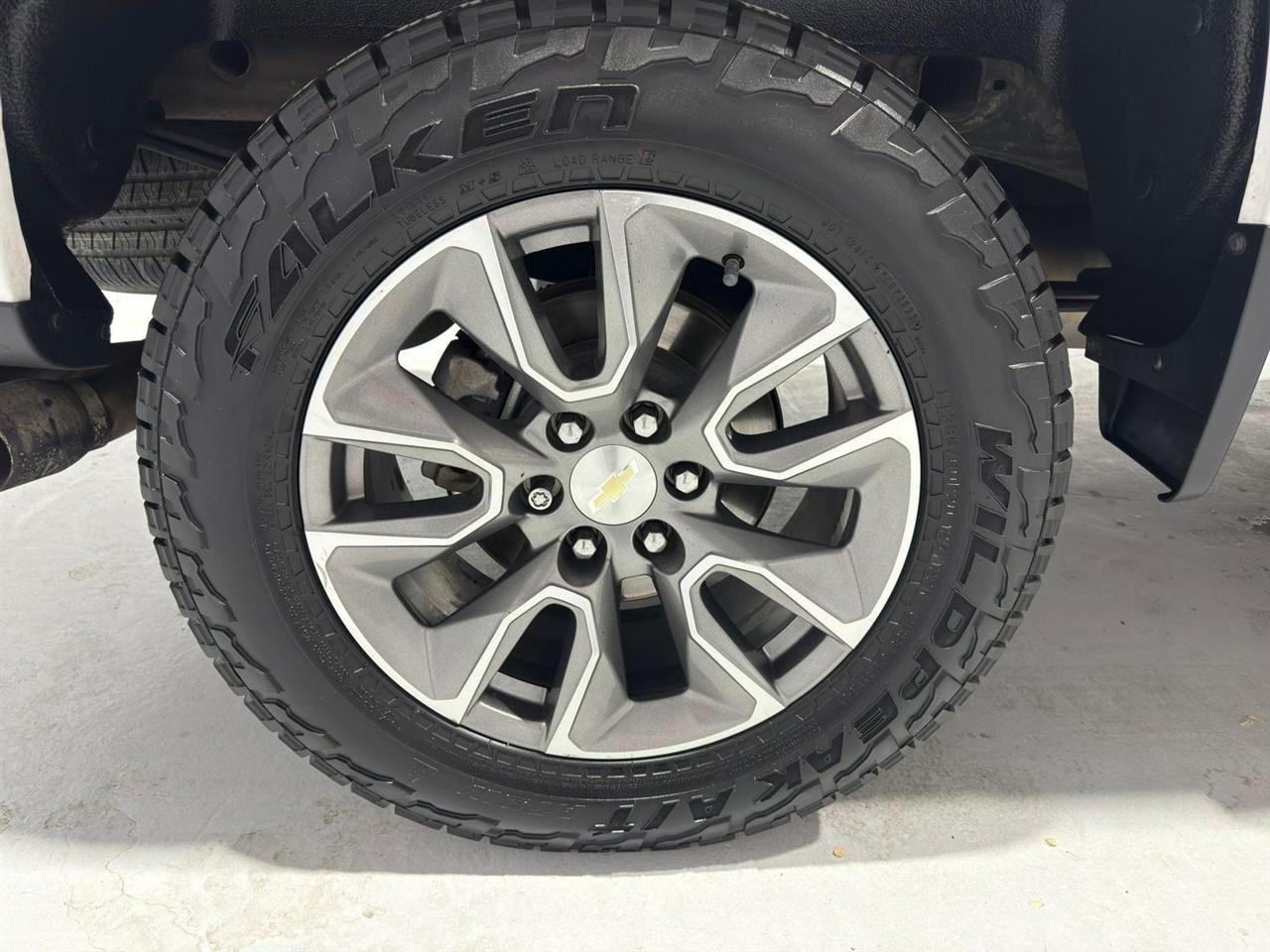 Chevrolet Silverado 1500 LT Crew Cab 2WD 2019