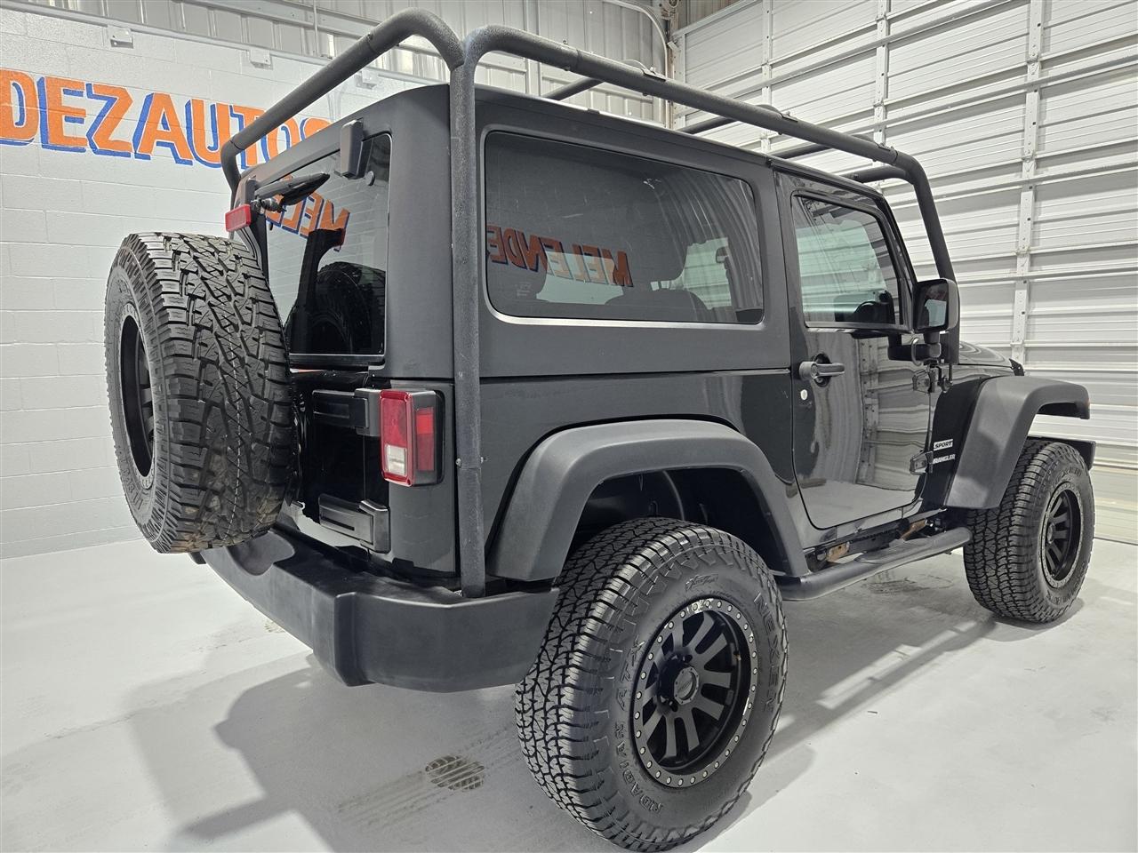 Jeep Wrangler Sport 4WD 2014