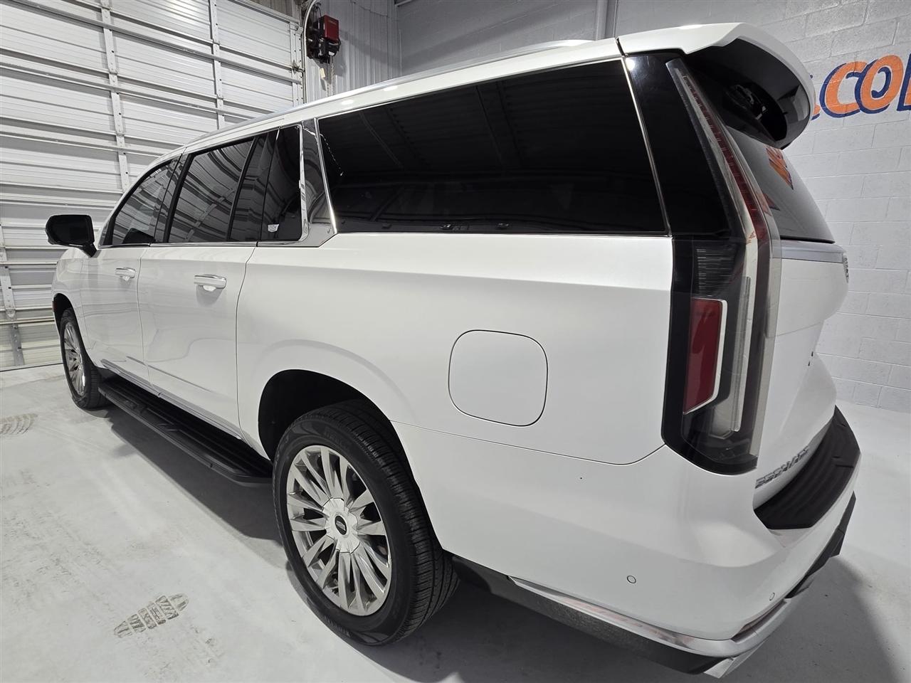 Cadillac Escalade ESV Premium Luxury 4WD 2021