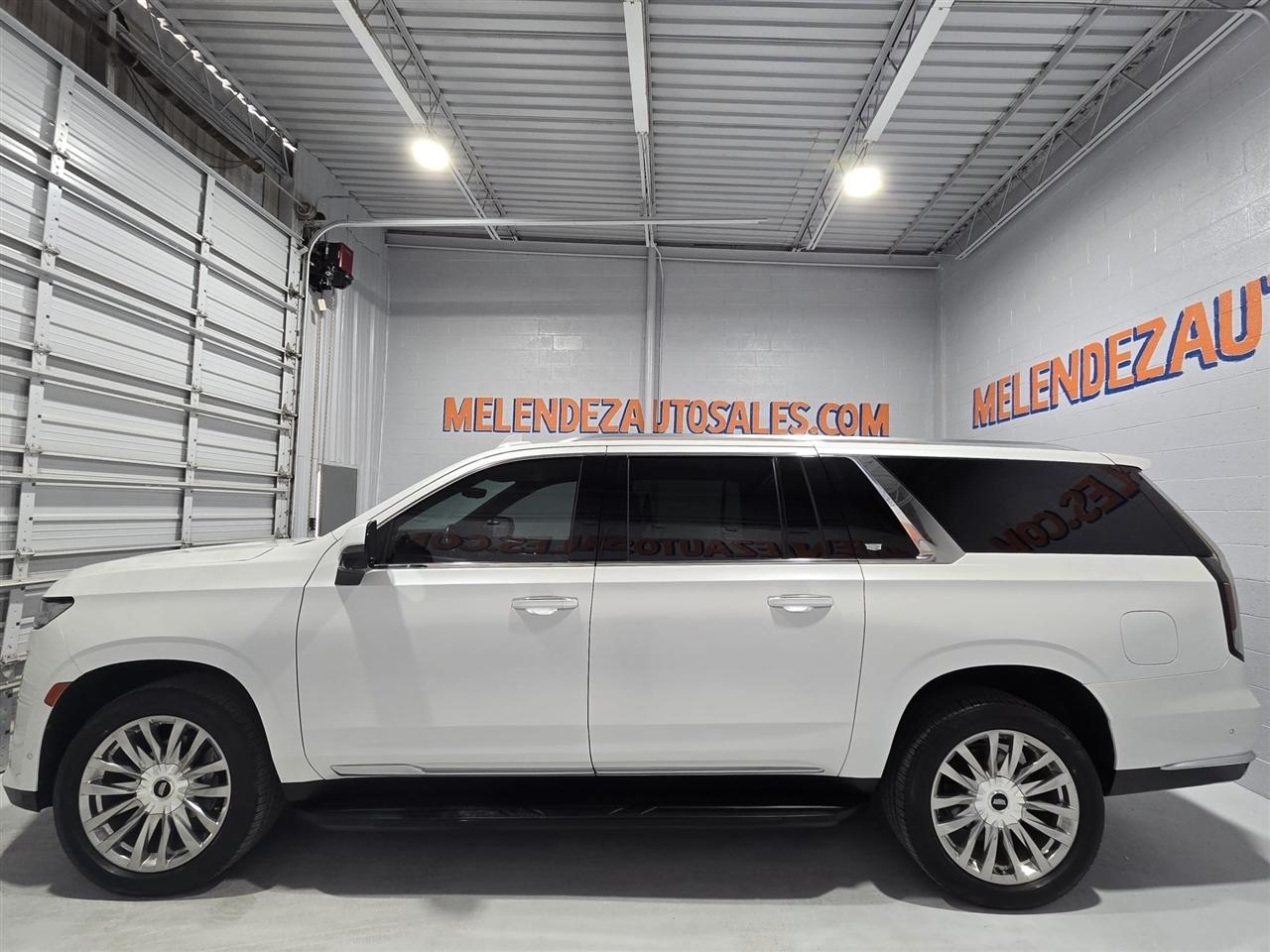 Cadillac Escalade ESV Premium Luxury 4WD 2021