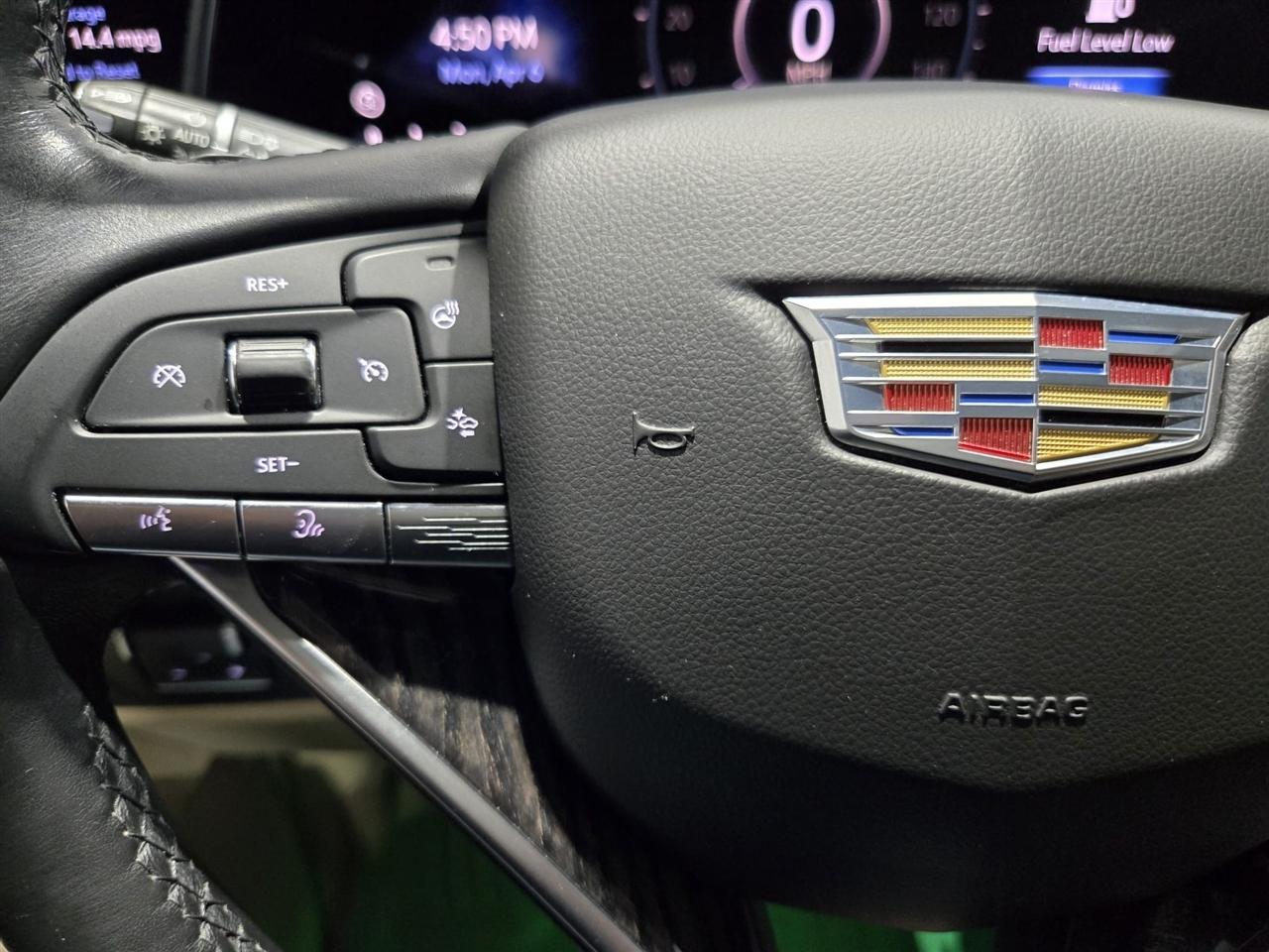 Cadillac Escalade ESV Premium Luxury 4WD 2021