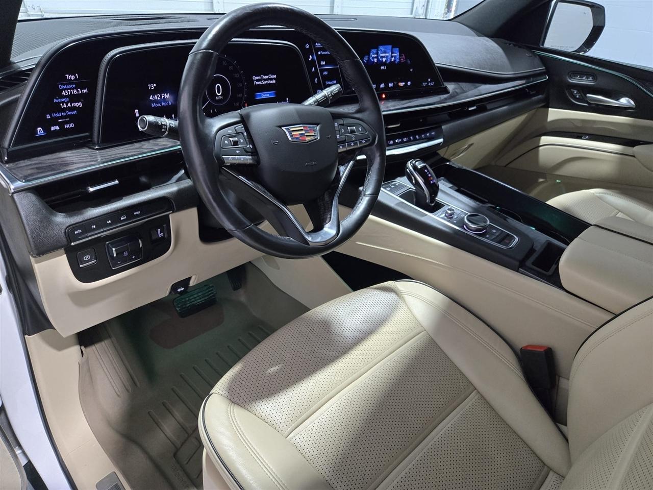 Cadillac Escalade ESV Premium Luxury 4WD 2021