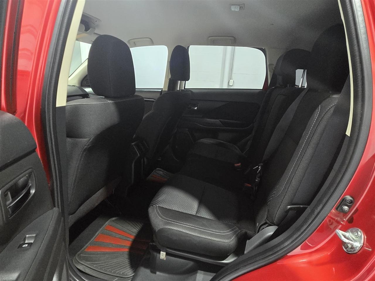 Mitsubishi Outlander ES 2WD 2019