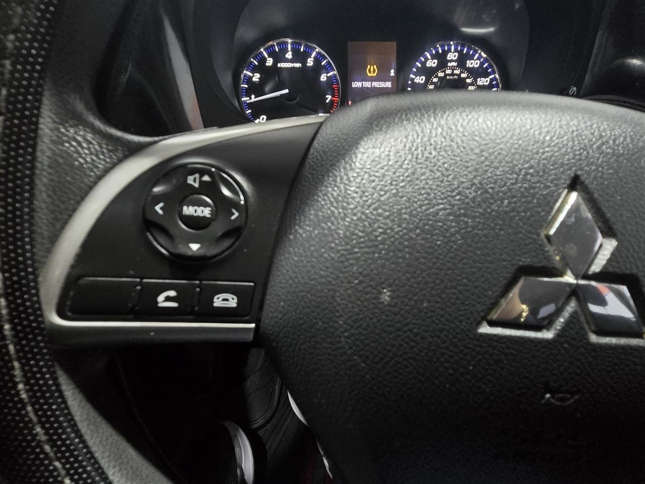 Mitsubishi Outlander ES 2WD 2019