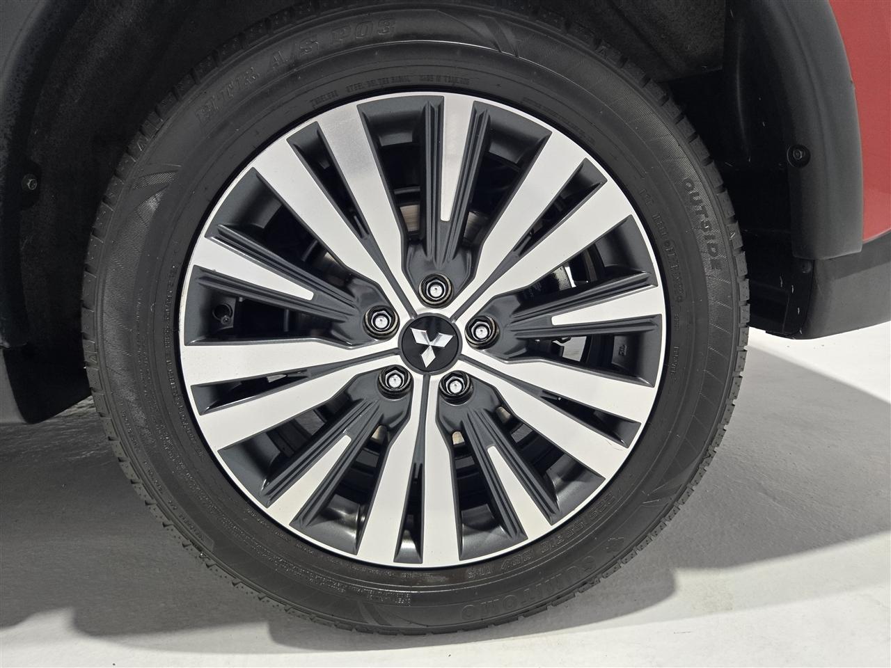 Mitsubishi Outlander ES 2WD 2019