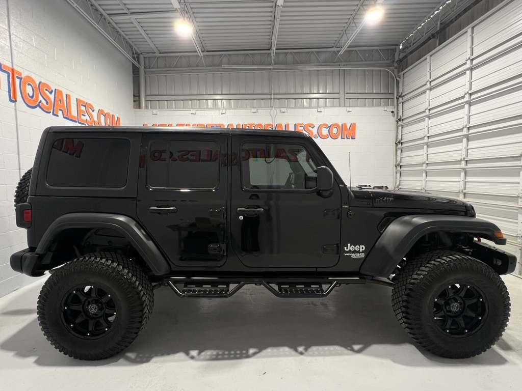 Jeep Wrangler Unlimited Sport 2018