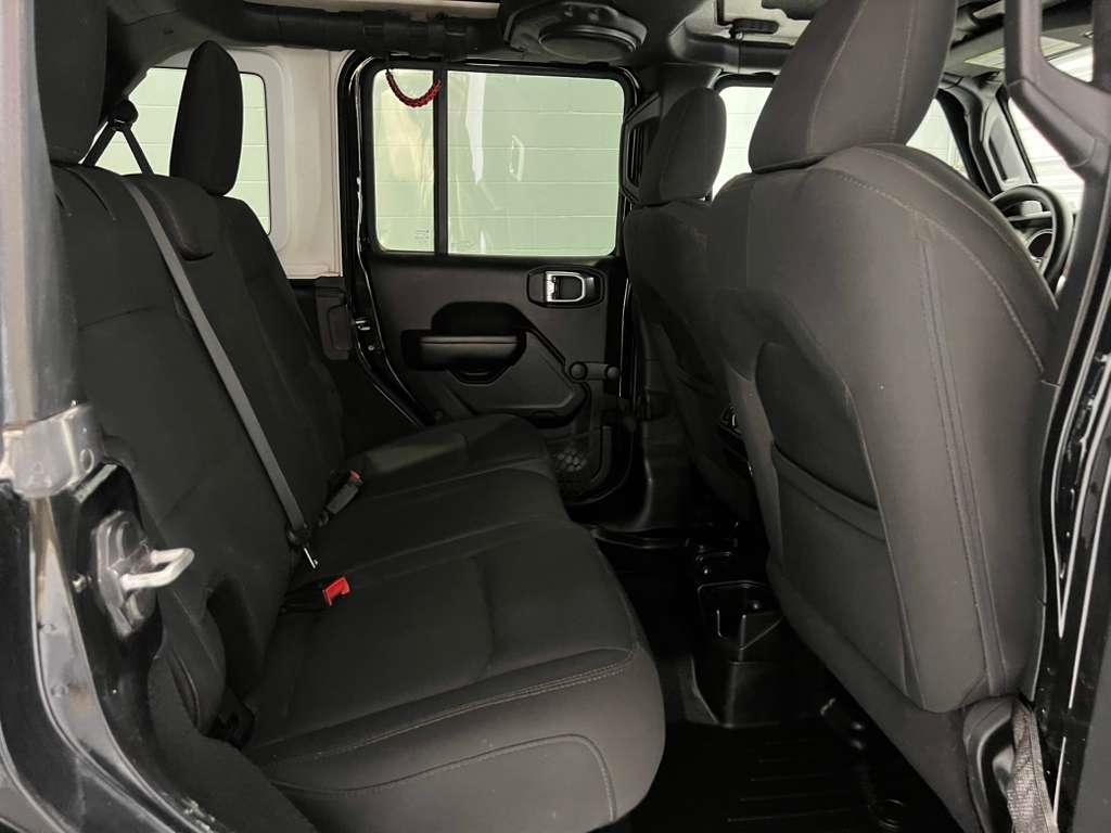 Jeep Wrangler Unlimited Sport 2018